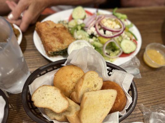 Snanakopita with a Greek salad and a nice basket of bread.