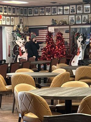 Dining hall, view from the bar.