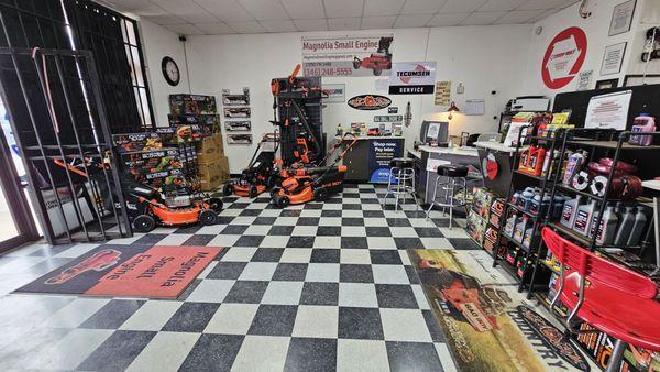 Magnolia Small Engine