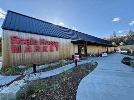 View of Scale House Market