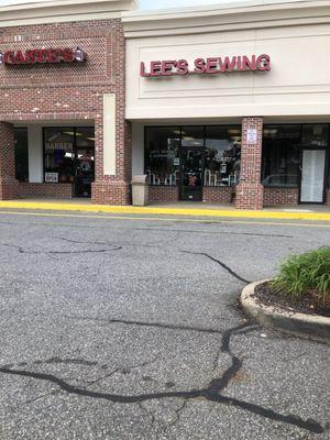 Lee's Sewing & Alterations