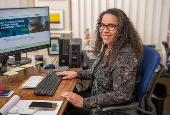 Dawn Reshen-Doty - CEO of Benay Enterprises, Inc.