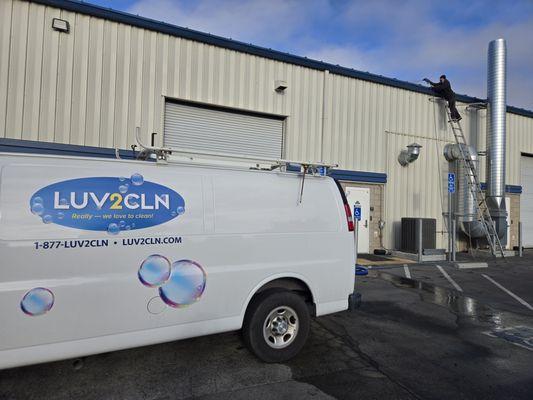 Commercial customers LUV our gutter cleaning!