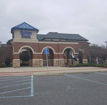 The exterior-DT is to the right