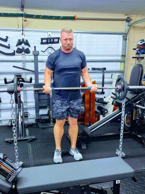 Standing Barbell Curl with chains