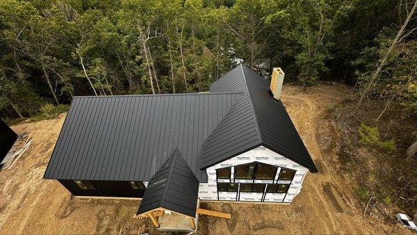 Standing seam metal on a new house build
