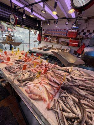 Win Sea Food Market