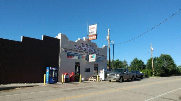 Ringo’s Super Trading Post