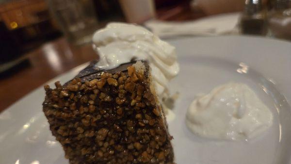 Hazelnut crunch cake