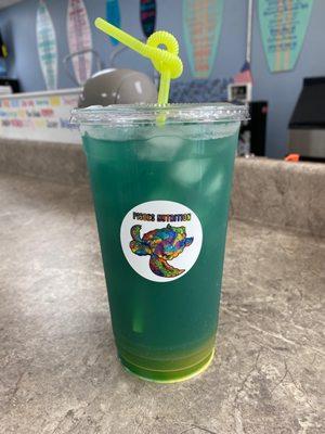 This is the AMAZING blue Hawaiian tea