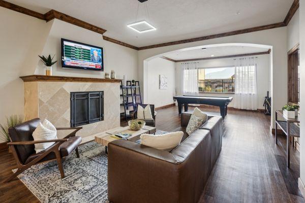 Brickstone on 33rd Apartments