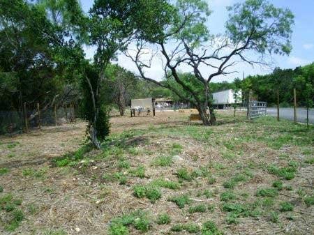 Boxcar Feed Pet & Lawn Supply