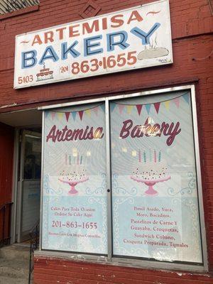 Artemisa Bakery