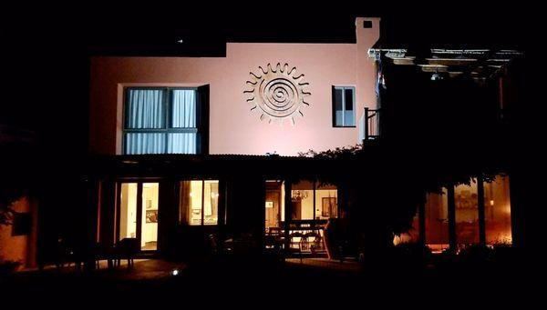 Tim created this beautiful piece for our Mendoza, Argentina home!