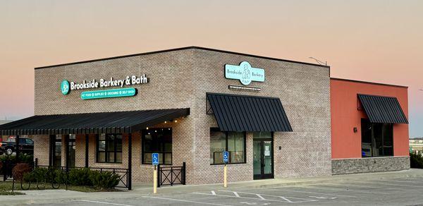 Brookside Barkery & Bath