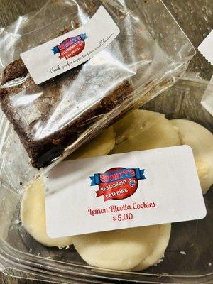 Lemon cookies & Homemade Brownies