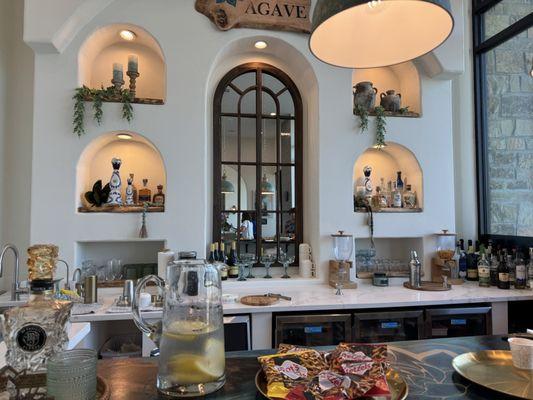 Bar and snacks ! Complimentary margaritas !