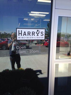 Harrys Wine Beer Liquor