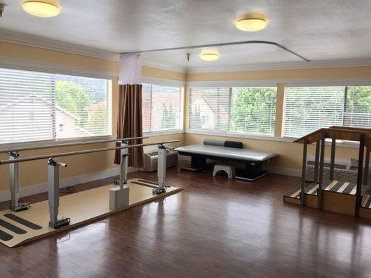 La Crescenta Health Care Center