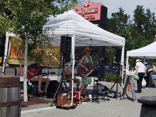 Alexa Wiley's original music, Wiley Coyote trio- with Dale Turnbull on Bass and Brett Malmquist tasty Guitar