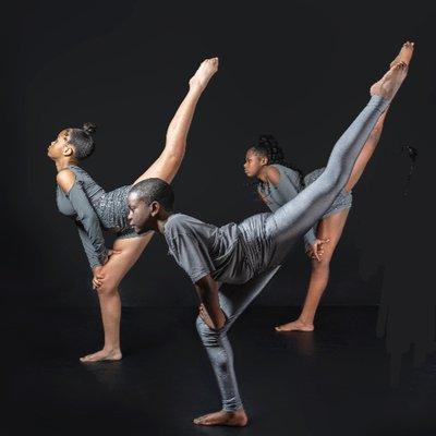 A pic of our dancers