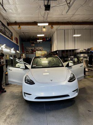 Cuba Mobile Window Tinting