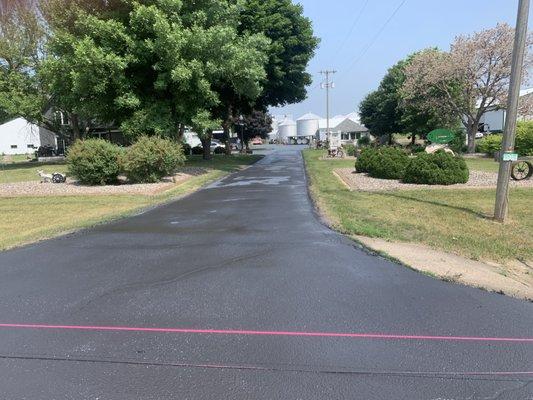 LB’S Asphalt Sealcoating