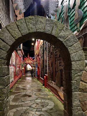 Bob Gasoi Memorial Art Alley