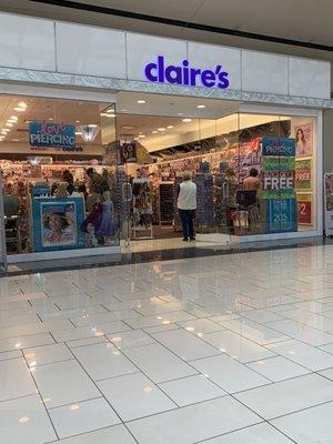 Claire's