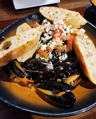 Chorizo Mussels