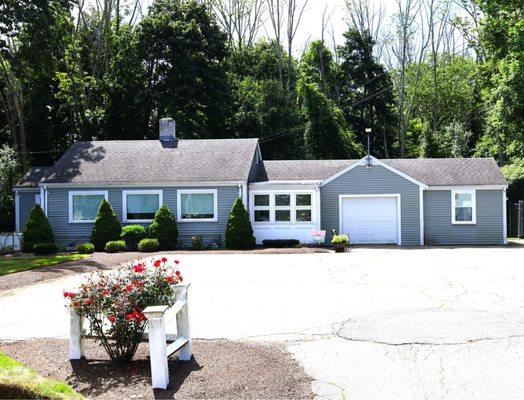 Dr. Karen Martin-Phillips