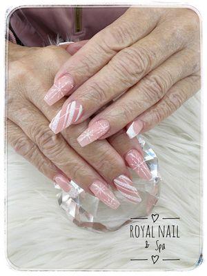 Royal Nails & Spa