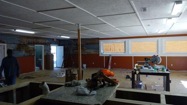 Lynn construction and repair handyman services