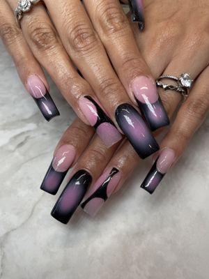 Naughty Nails Salon & Spa