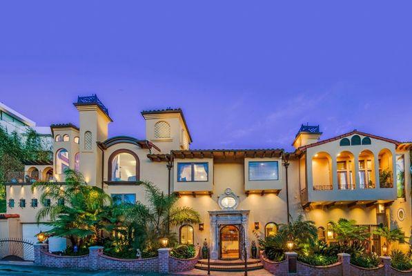 9170 Thrasher Ave., Los Angeles, CA 90069