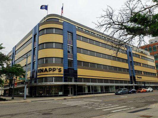 Knapp's Centre