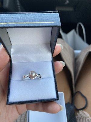 Custom ring from a chosen oyster