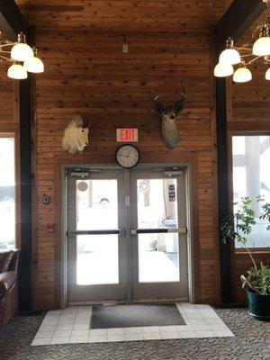 Lincoln's Silver Dollar Inn