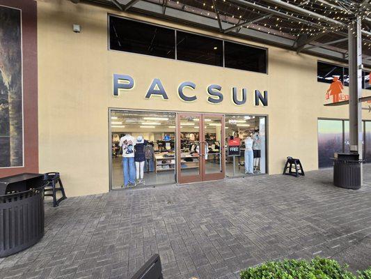 PacSun