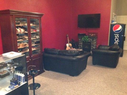 Smokin Hot - Fine Cigars & Vapors