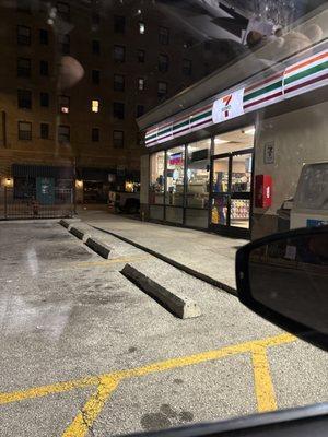 No one on site and closed doors