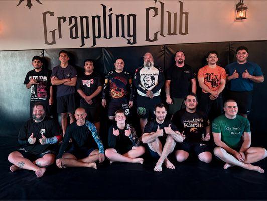 Advanced No Gi submission grappling!