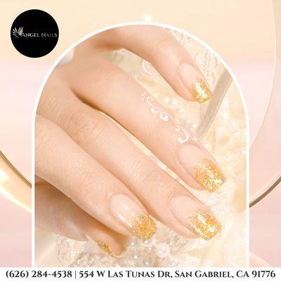 The best accessory? Flawless nails! Let's make your hands stand out with a fresh set.
Schedule your visit today!
___________________