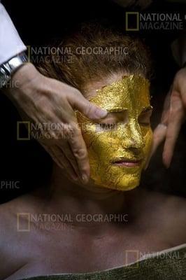 24 Kt Gold Facial