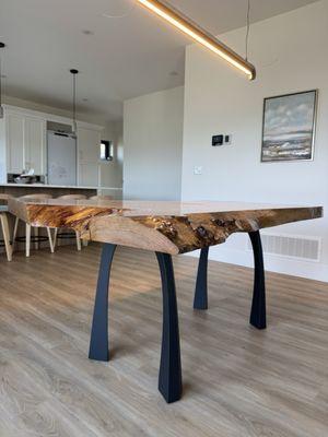 Table legs