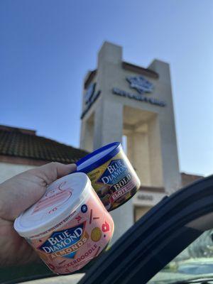 New flaves!!! Gifts, courtesy me.