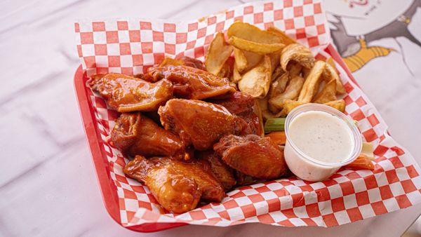 12 Piece Chicken Wing Combo