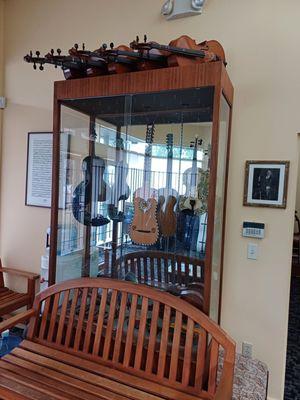 David Kerr Violin Shop