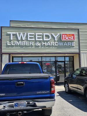 Tweedy Lumber & Hardware