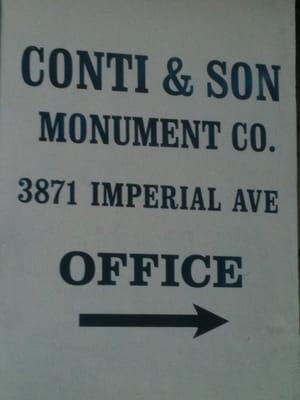 Conti & son Monument
